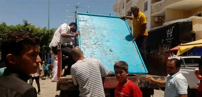 حملات مكبرة على المحلات التجارية لرفع الإشغالات بمطروح