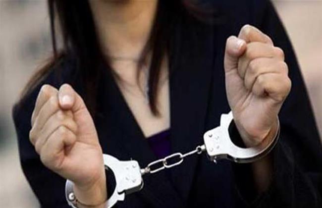 ضبط ربة منزل استولت على 27 ألفا من أخرى بزعم توفير شقة لها بسوهاج