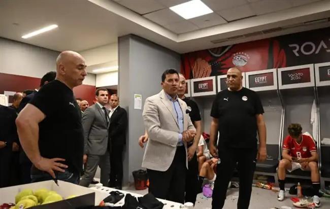 وزير الرياضة لـ لاعبي المنتخب: شكرا على إصراركم على الفوز وإسعاد الجماهير