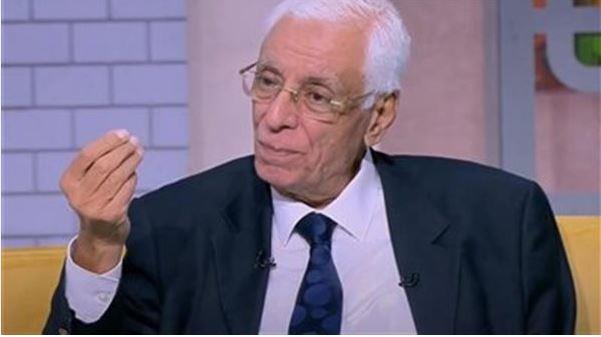 حسام موافي : الحشيش أسهل أنواع الإدمان علاجا .. احذروا من أصدقاء السوء