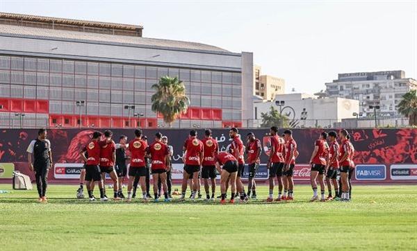 الأهلي يستأنف التدريبات استعدادا لمباريات الدوري