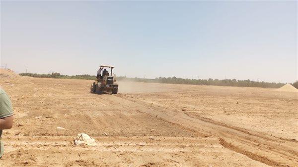 وزير الإسكان يُصدر قراراً بإزالة التعديات عن 5 أفدنة ببرج العرب الجديدة 