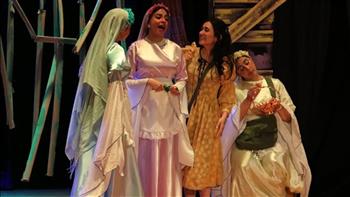   قومية بورسعيد تقدم عرض «جميلة» في افتتاح مهرجان فرق الأقاليم المسرحية
