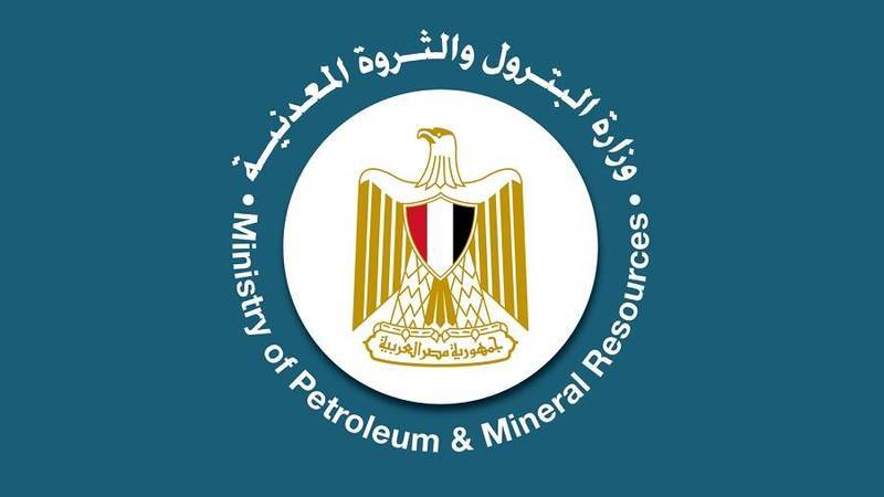 "البترول": الاتفاق على 21 شحنة غاز مسال تصل إلى مصر خلال فصل الصيف