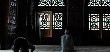   حلال أم حرام .. حكم الصلاة في المساجد التي بها أضرحة ؟