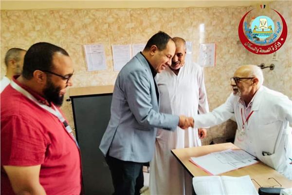 مجانا.. تقديم خدمات طبية لـ 934 مواطنا بقافلة طبية ببيلا في كفر الشيخ‎