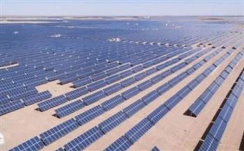 الكهرباء: بدء تشغيل محطة طاقة شمسية بأسوان تكفي 130 ألف وحدة سكنية