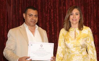   وزيرة الثقافة تُكرم الفائزين بجوائز الدورة الثانية لمسابقة المركز القومي للترجمة 