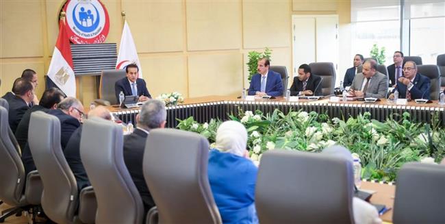 وزير الصحة يوجه بتكثيف العمل خلال الفترة المقبلة لتنفيذ توجيهات القيادة السياسية 