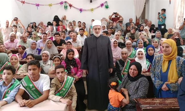 وكيل الأزهر يكرم أوائل طلاب وطالبات الابتدائية والإعدادية الأزهرية بمنطقة الشرقية