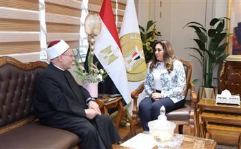 وزيرة التنمية المحلية تستقبل مفتي الجمهورية