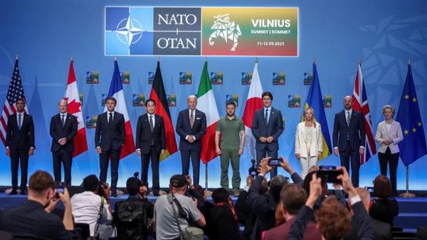 قادة وزعماء أوروبا يعربون عن دعمهم الكامل لـ أوكرانيا في إطار قمة الناتو بواشنطن