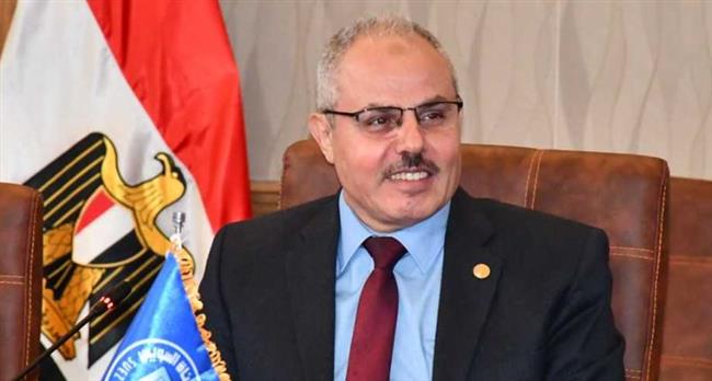 رئيس جامعة قناة السويس يستقبل وفدا من كلية بكين لتكنولوجيا المعلومات 
