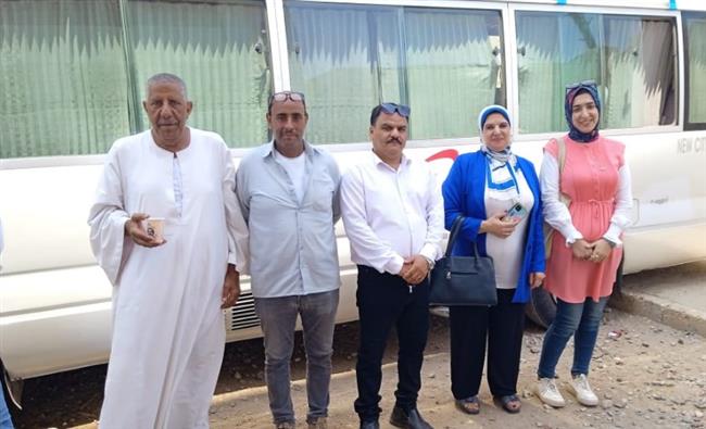 توقيع الكشف الطبي على 1098 حالة لقافلة طبية علاجية بإيتاي البارود 