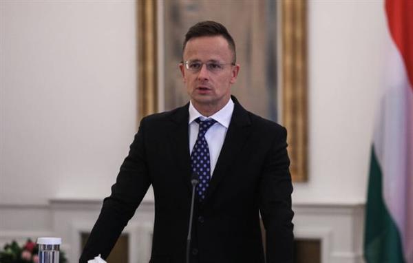 وزير الخارجية المجري: نرفض أن يتحول "الناتو" إلى تكتل مناهض للصين