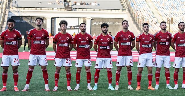 الدوري المصري .. وسام أبو علي يقود هجوم الأهلي أمام بيراميدز
