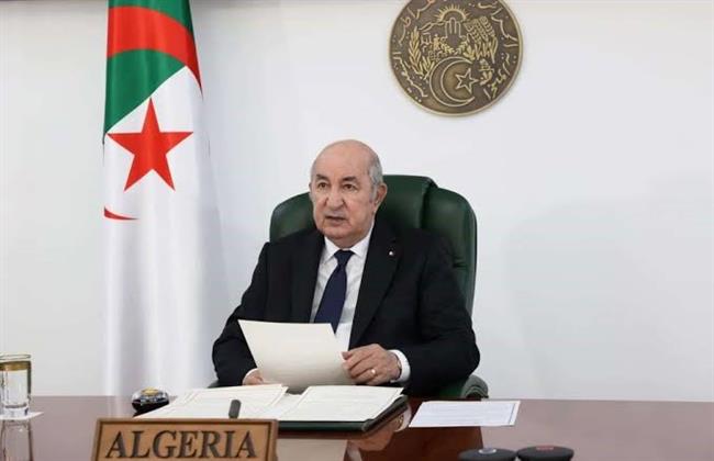 الرئيس الجزائري: ملتزمون برفع الدخل القومي للبلاد إلى 400 مليار دولار سنويا بحلول 2027