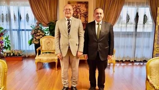 رئيس جامعة سوهاج في ضيافة محافظ أسيوط لبحث سبل التعاون المشترك