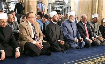 وزير الأوقاف و"الضويني" يشهدون صلاة الجمعة في الجامع الأزهر