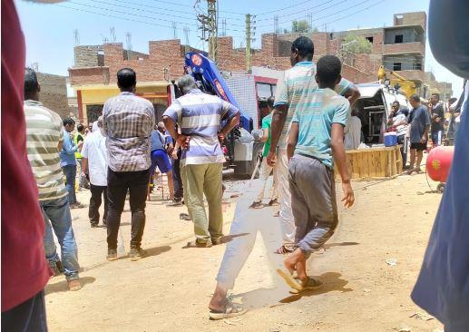 وزير العمل يوجه بصرف 200 ألف جنية لثلاثة من العمالة غير المنتظمة ضحايا حادث الأقصر 