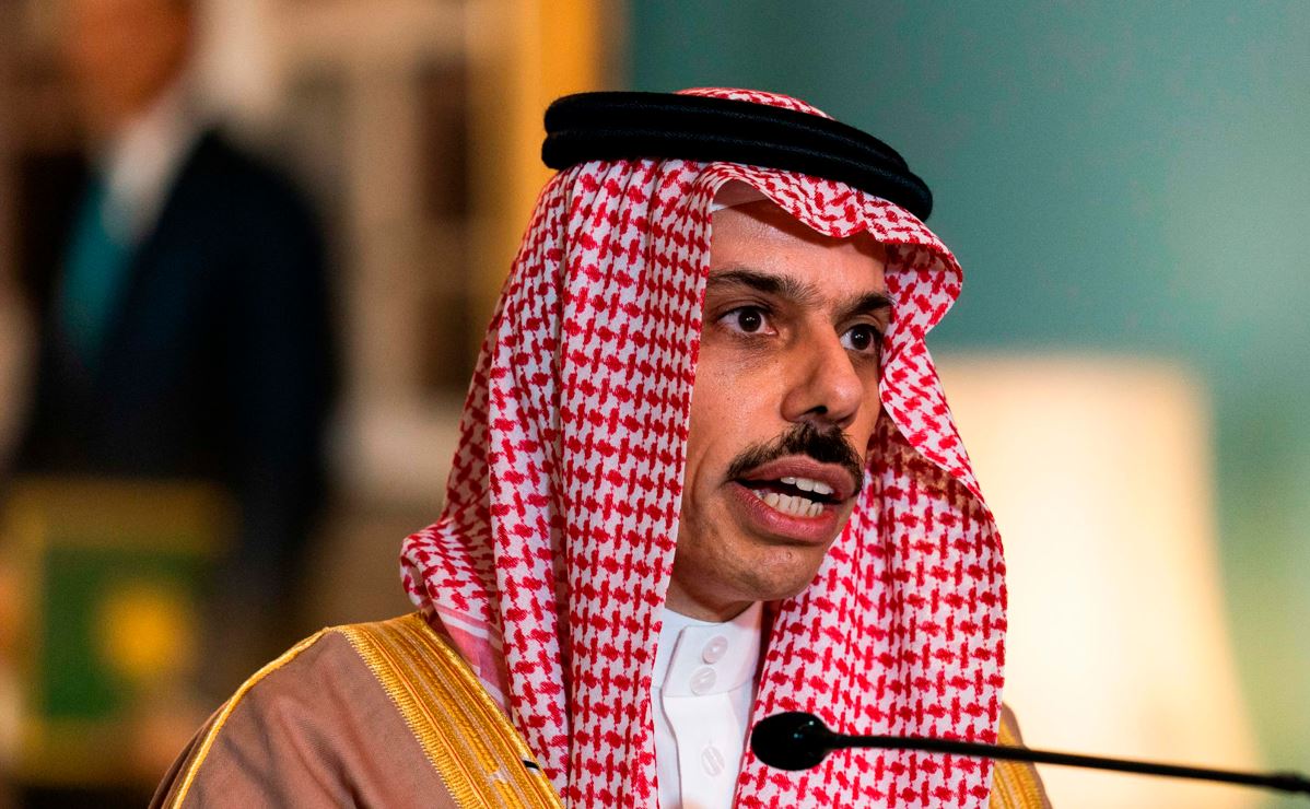 وزير الخارجية السعودي يؤكد أهمية الوقف الفوري لإطلاق النار في غزة