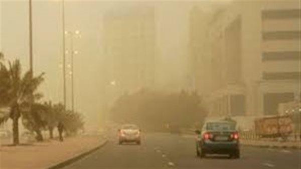 رياح مثيرة للرمال.. انخفاض طفيف في درجات الحرارة اليوم