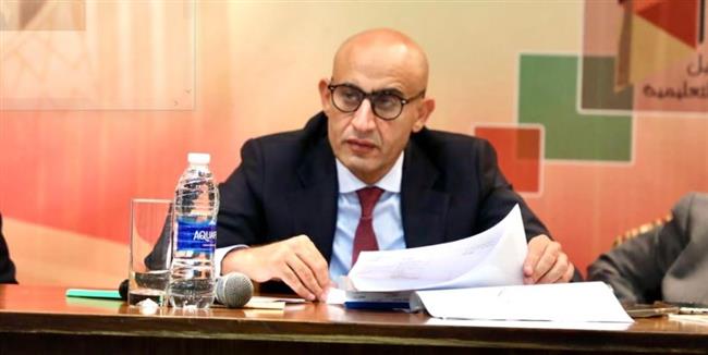 وزير التعليم يناقش الحلول المقدمة لمواجهة تحديات الكثافات الطلابية وعجز المعلمين
