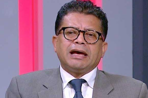 أشرف سنجر: فشل محاولة اغتيال ترامب فرصة تاريخية بالنسبة إليه