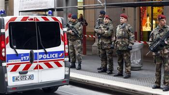   إصابة جندي فرنسي في هجوم بسكين بباريس