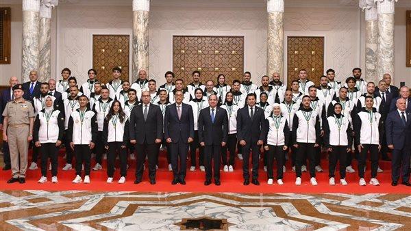اتحاد رفع الأثقال: لقاء الرئيس السيسي حافز كبير للمشاركين في البعثة المصرية