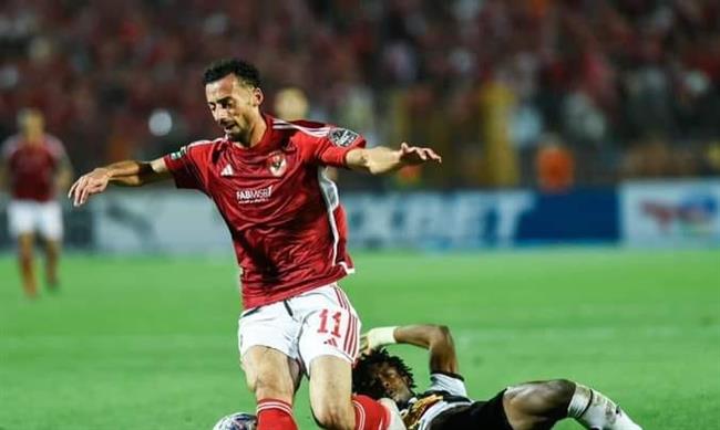 الدوري المصري .. طبيب الأهلي يكشف تفاصيل إصابة أحمد عبد القادر