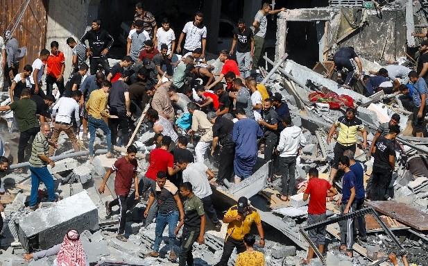 إعلام فلسطيني: ارتفاع أعداد الشهداء لـ40 في غارات لـ الاحتلال