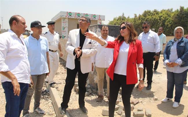 محافظ الجيزة: اسطبلات حضارية لخدمة المنطقة الأثرية بالاهرامات