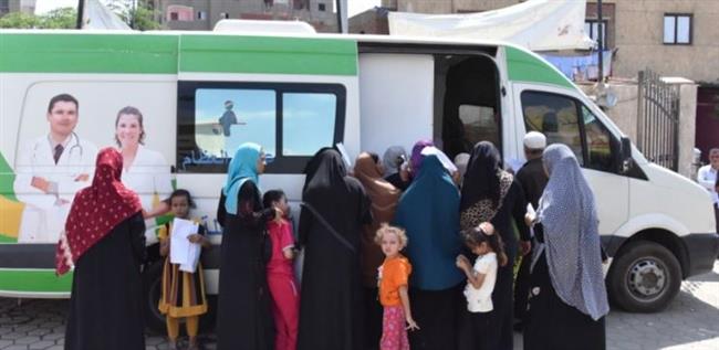 محافظ بني سويف يتابع خطة القوافل الطبية العلاجية التي نُفذت خلال الـ6 أشهر الماضية