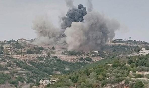 الاحتلال الإسرائيلي يقصف بالمدفعية الثقيلة بلدة كفر كلا جنوبي لبنان