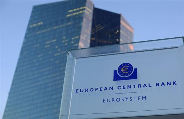الأسهم الأوروبية تفتتح تعاملاتها على انخفاض بعد قرار "المركزي الأوروبي" تثبيت أسعار الفائدة