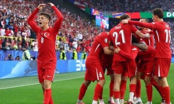 يورو 2024 .. التشكيل الرسمي لمباراة تركيا والنمسا في دور الـ16