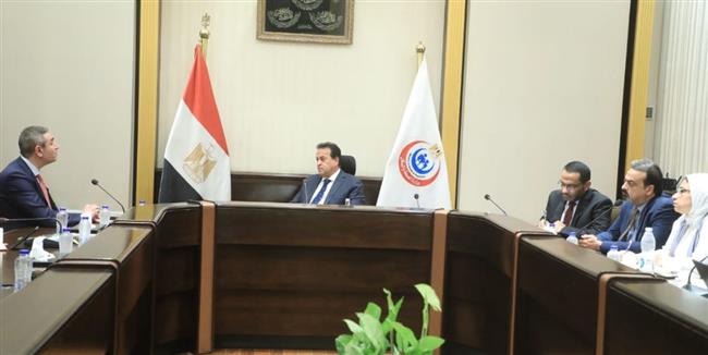وزير الصحة يستقبل ممثلي شركة فايزر لمناقشة تعزيز سبل التعاون المشترك