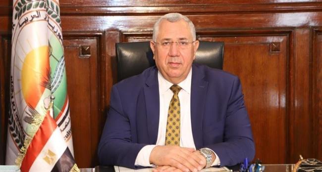 وزير الزراعة يشكر الرئيس السيسي على ثقته طوال فترة تحمله مسؤولية حقيبة الوزارة