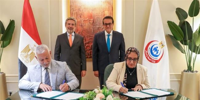 وزير الصحة يشهد توقيع بروتوكول تعاون بين الوزارة وجامعة ساساري الإيطالية لدعم التمريض