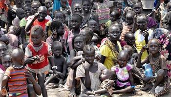   بسبب أعمال العنف.. "الجارديان" تحذر من المجاعة التي يعانى منها أطفال نيجيريا