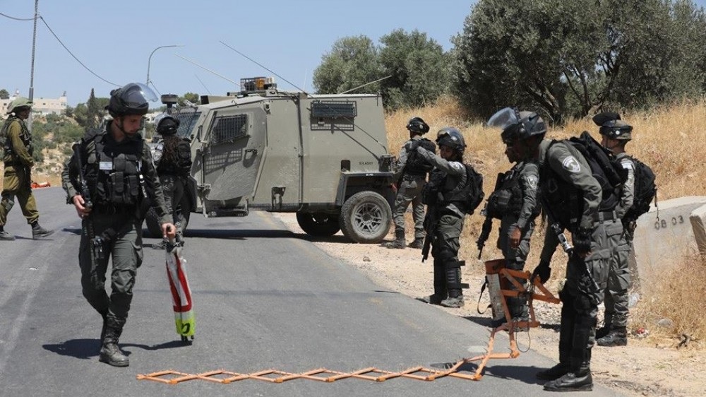 الاحتلال الإسرائيلي ينصب حاجزًا عسكريًا على مدخل "أبو شخيدم" شمال رام الله