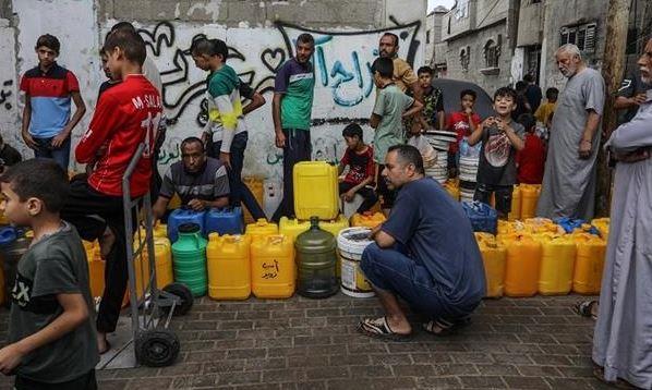 منظمات تتهم إسرائيل باستخدام المياه كسلاح حرب في غزة