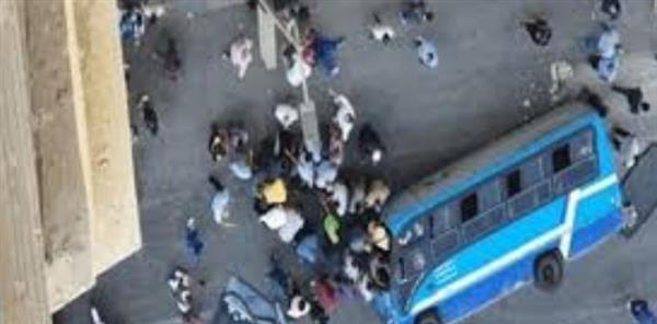 إصابة 12 شخصا إثر انقلاب مينى باص فى مدينة 6 أكتوبر