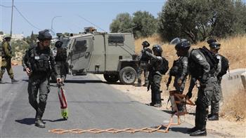 الاحتلال الإسرائيلي ينصب حاجزًا عسكريًا على مدخل "أبو شخيدم" شمال رام الله
