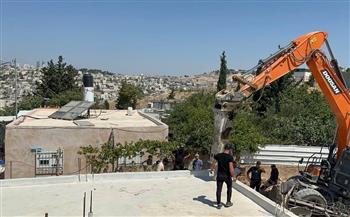   الاحتلال الإسرائيلي يجبر عائلة فلسطينية على هدم منزلها ذاتيًا