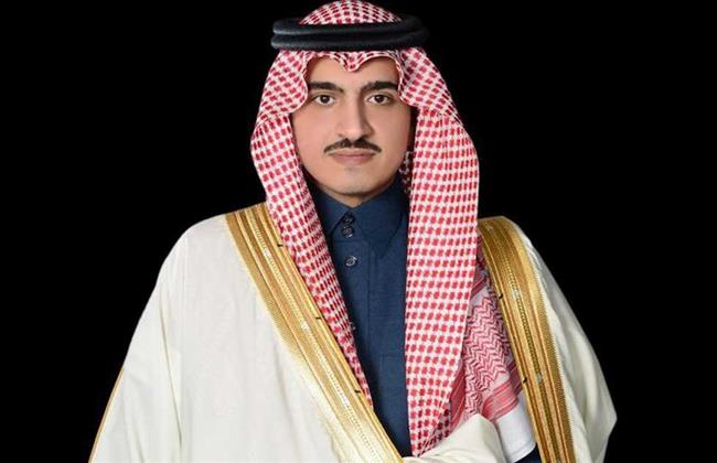 نائب أمير منطقة مكة المكرمة يشارك في غسل الكعبة المشرفة