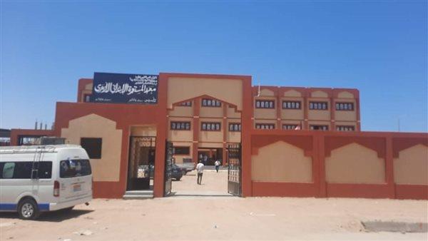 البحر الأحمر الأزهرية تتسلم معهد المستعمرة الابتدائي بالقصير