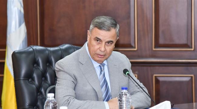 محافظ الإسكندرية لرؤساء الأحياء: سرعة الاستجابة لشكاوى المواطنين والعمل على راحتهم