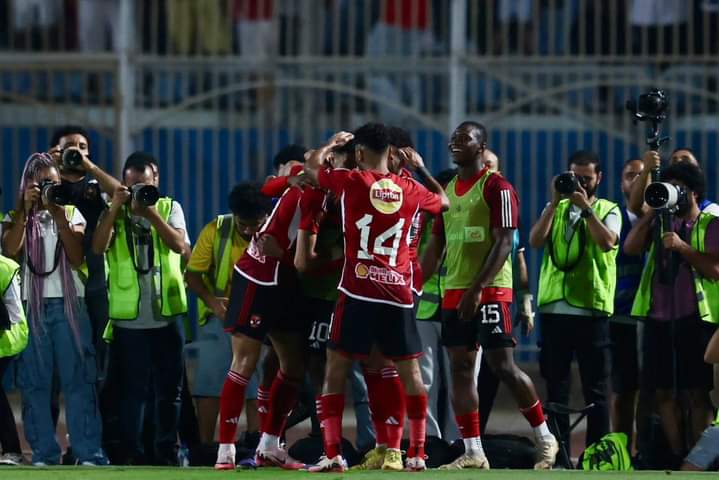 في خطوة نحو لقب الدوري المصري.. الأهلي يفوز على بيراميدز 0/1